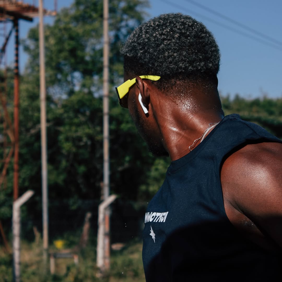 Mwotaji Sports Vest - Black